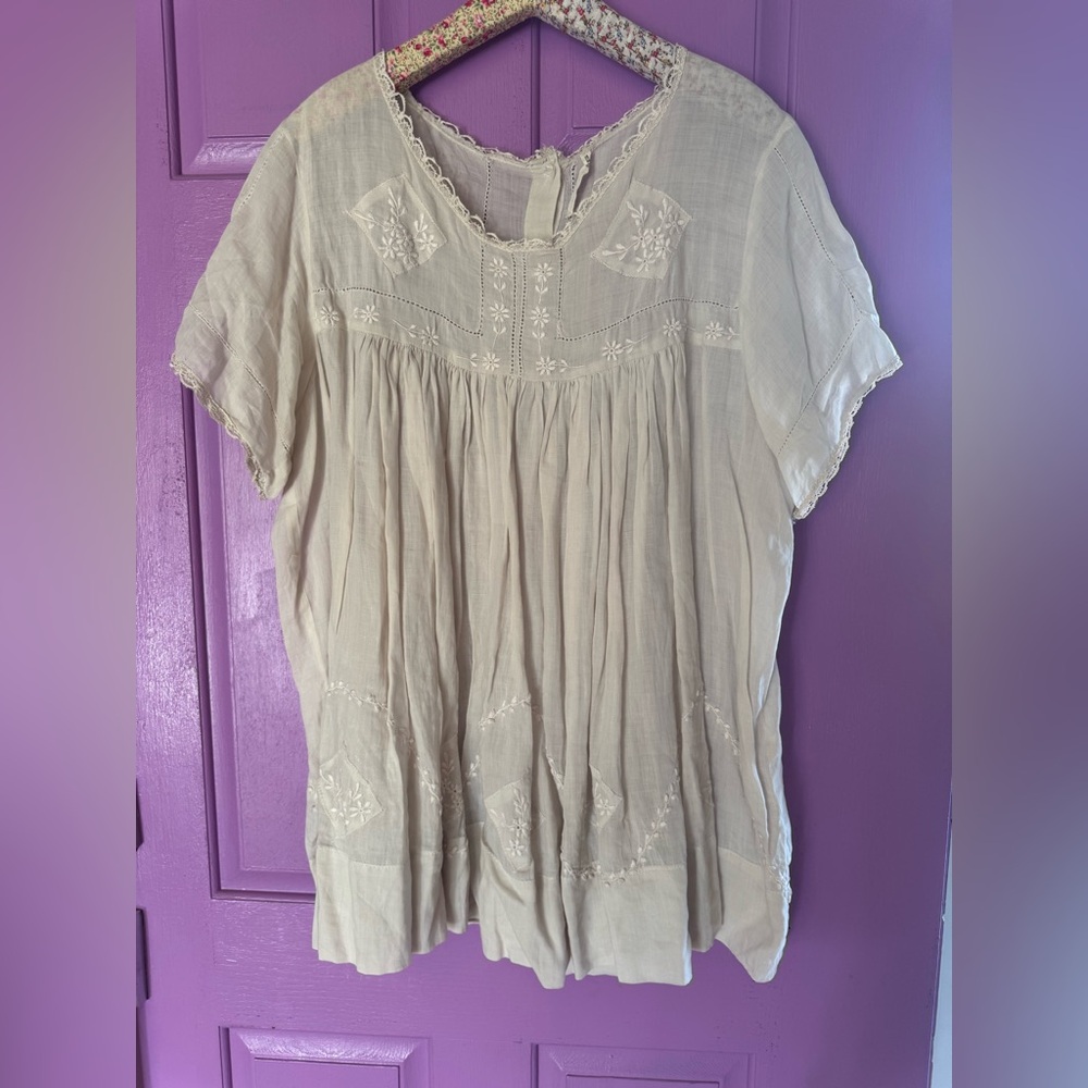 Magnolia Pearl Elegant Cream Embroidered Women's Top